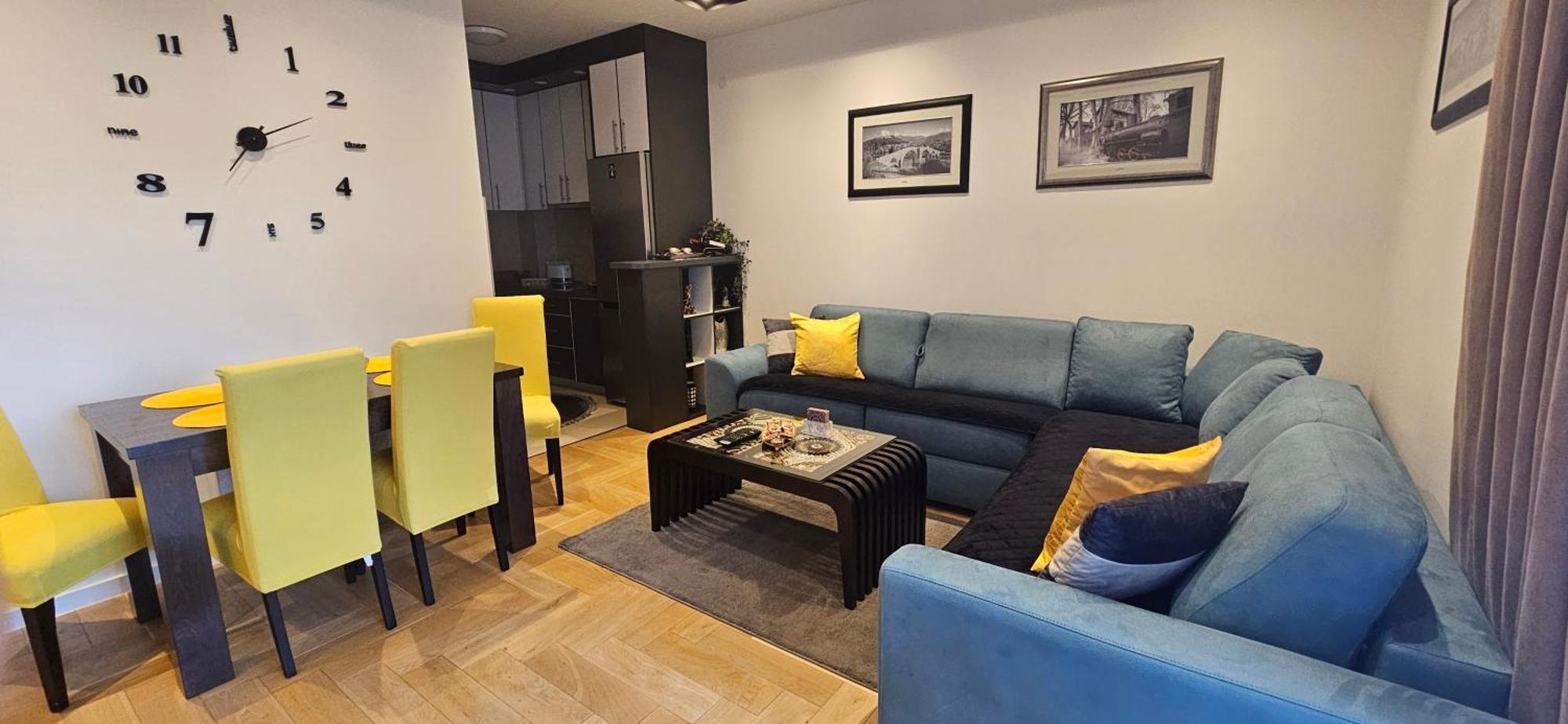 Apartment M Требинье Экстерьер фото